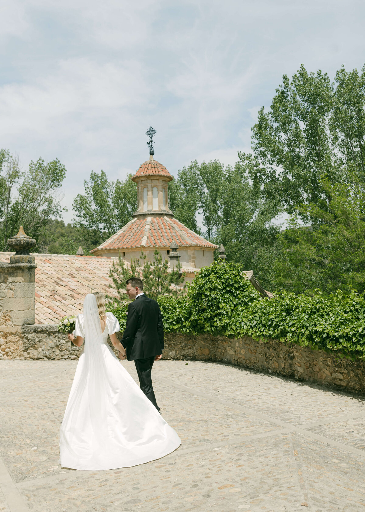 Georgina-James-Wedding-Fuentespalda-Chloe-Lowe-Photography-254