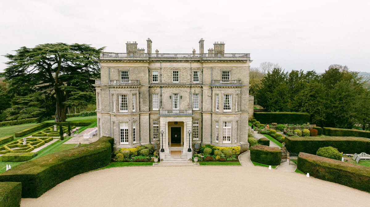 A wedding day photo of the wedding venue Hedsor House in the UK