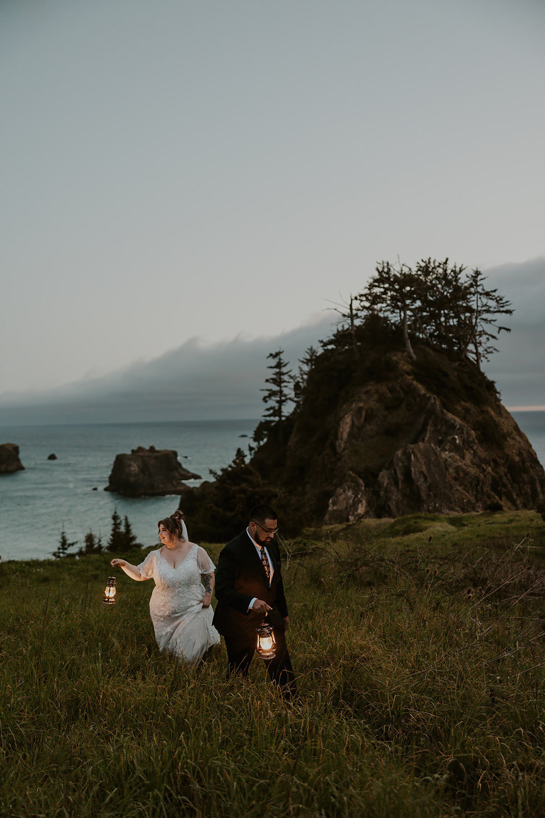 brookings-oregon-elopement-photographer-venturing-vows-8