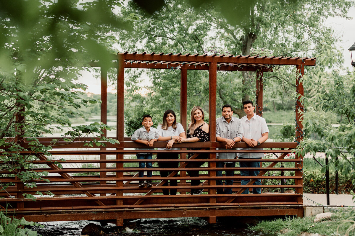 Zizumbo-Family-Photos-Lake-Katherine-Nature-Center-6