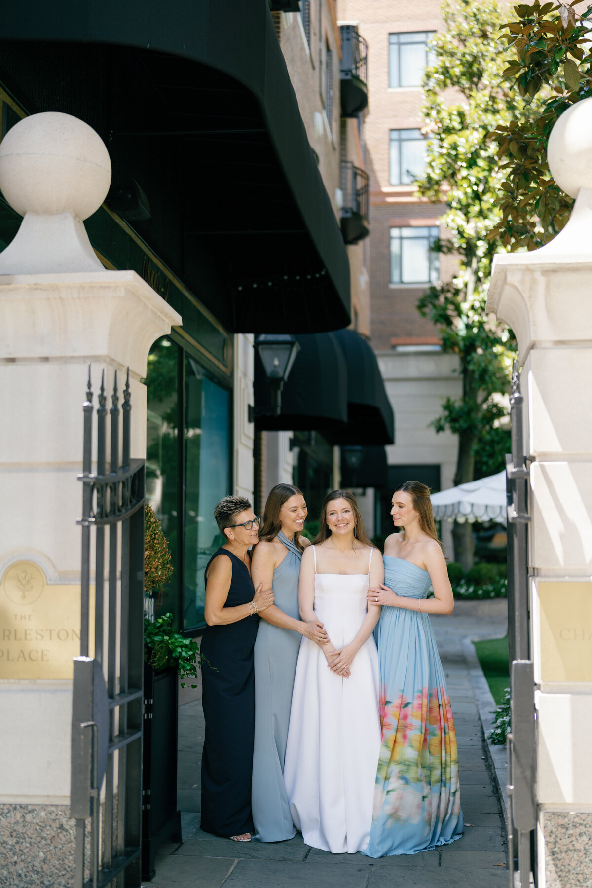 Lizzie Baker Photo _ Gibbes Museum Wedding _ Charleston Wedding Photographer _ Lowcountry Wedding _ Charleston Tented Wedding-24