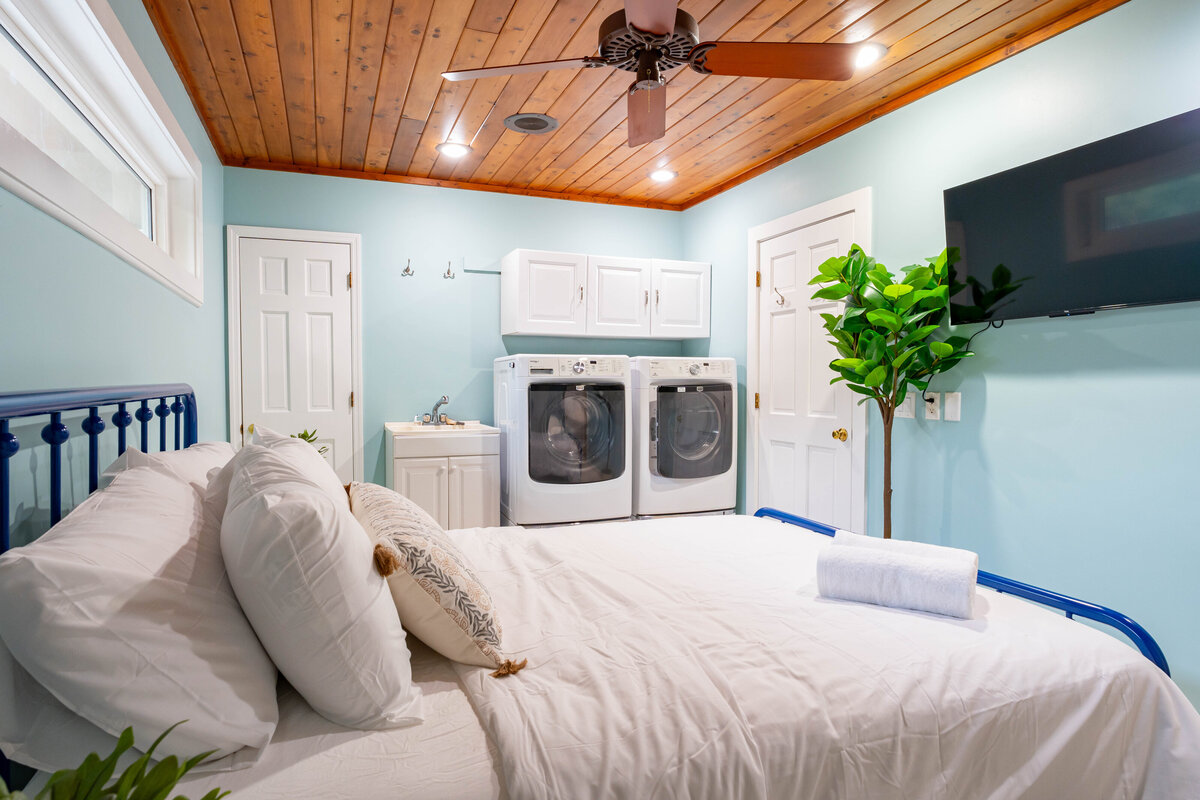 Bedroom 2 (2)