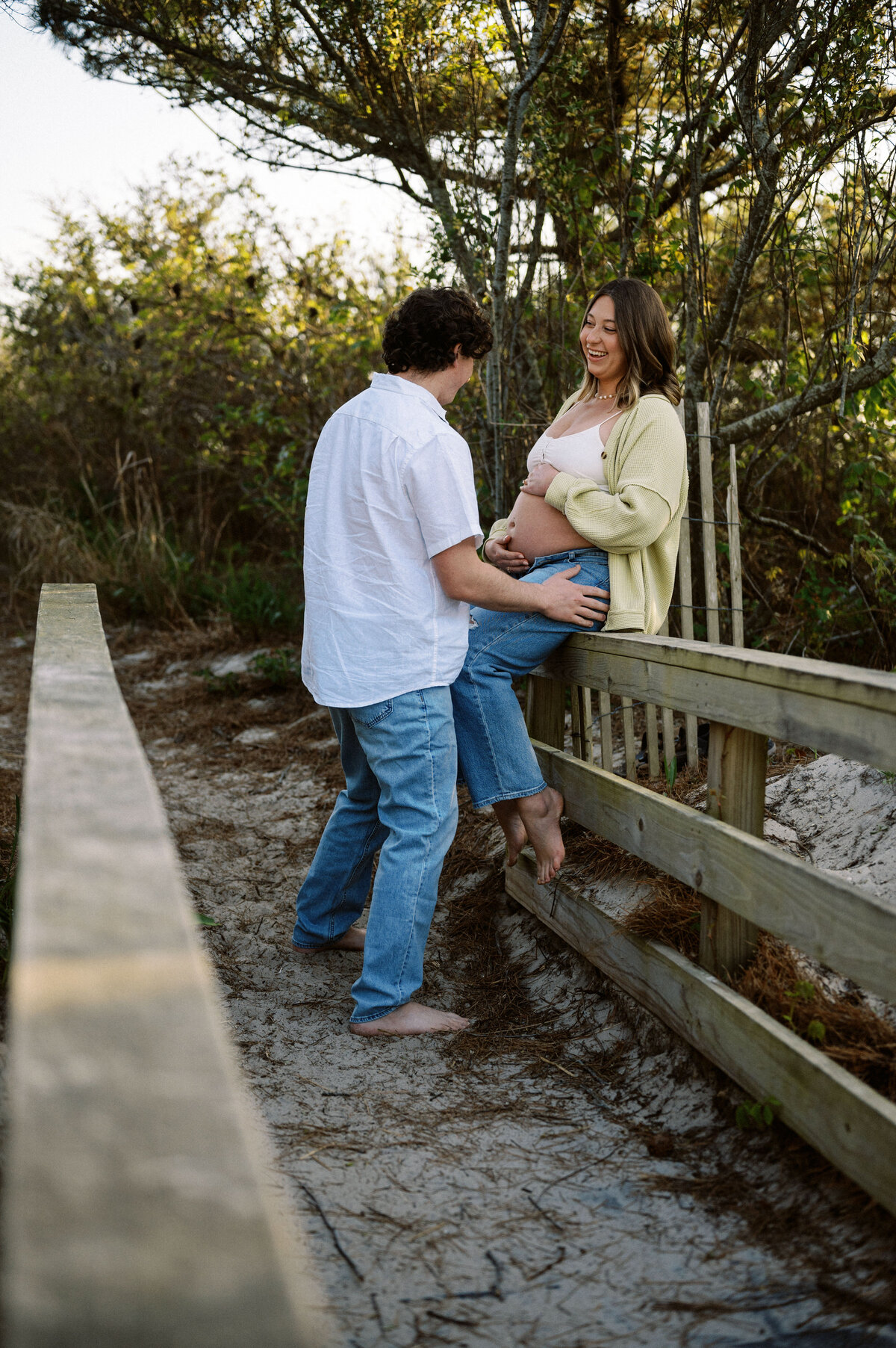 CapeMayLighthouse_BeachMaternitySession_TaylorNicollePhoto-3