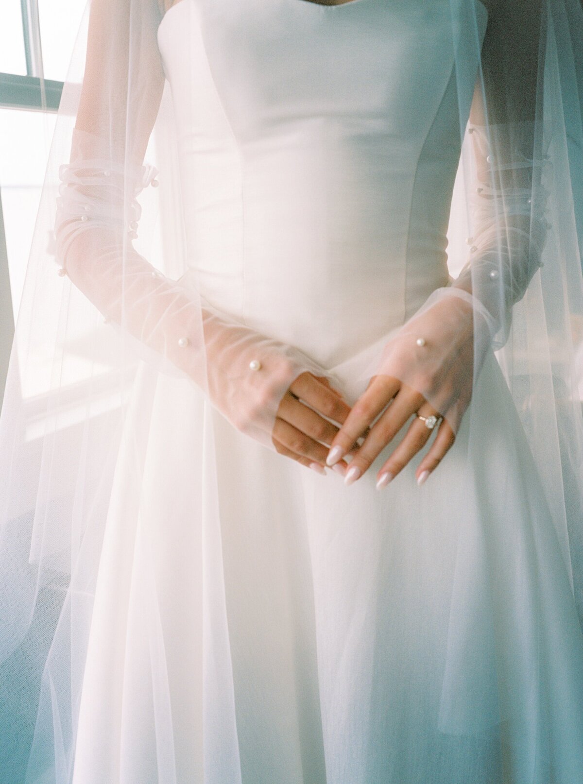 Rachel Mark Castle Hill Inn Lauren Fair Wedding Photographer Newport00023