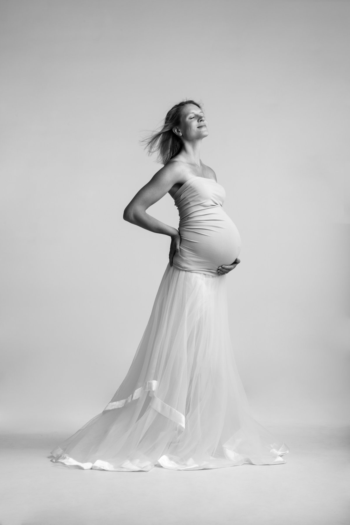 Maternity Pregnancy professional photography in Bend OR