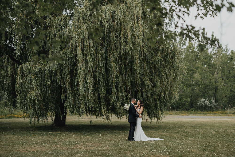 Plaza Rive-Sud Wedding - Emma Persi Photography-17