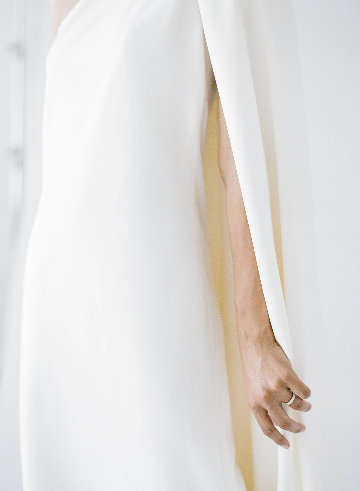 58-KTMerry-weddings-white-modern-gown