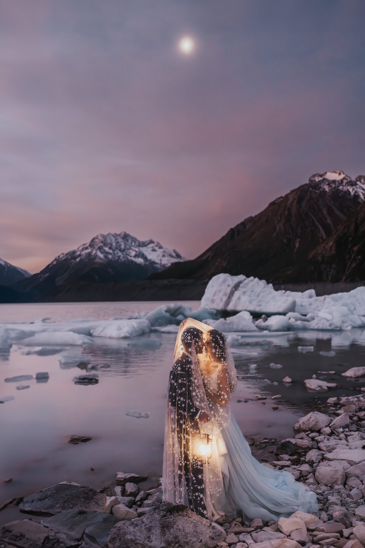 blue-hour-elopement-photography-lovewilder3