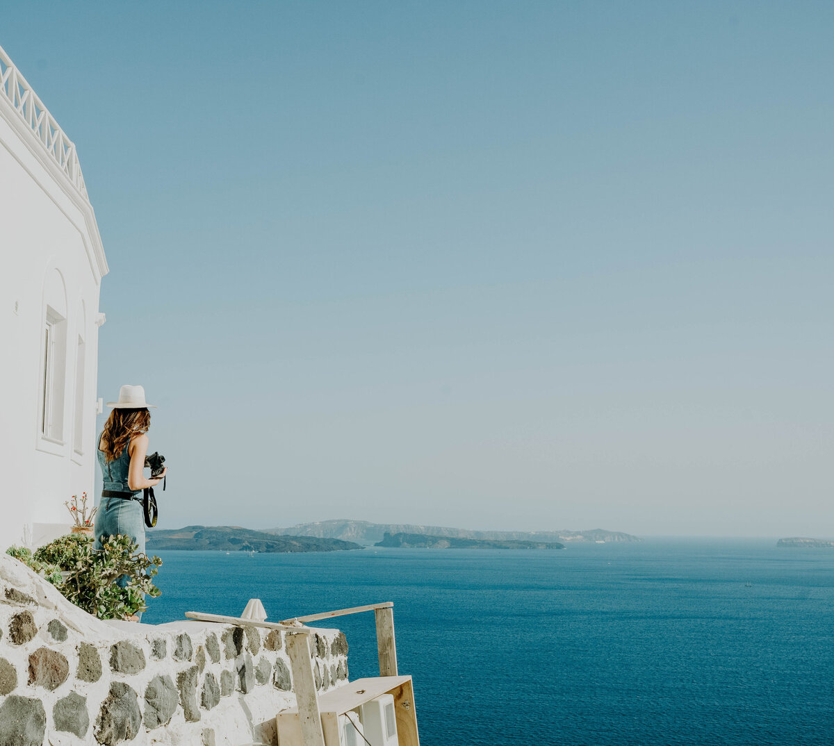 1jamiefindlayphotographygreeceweddingphotographersantorinielopementphotographer-5