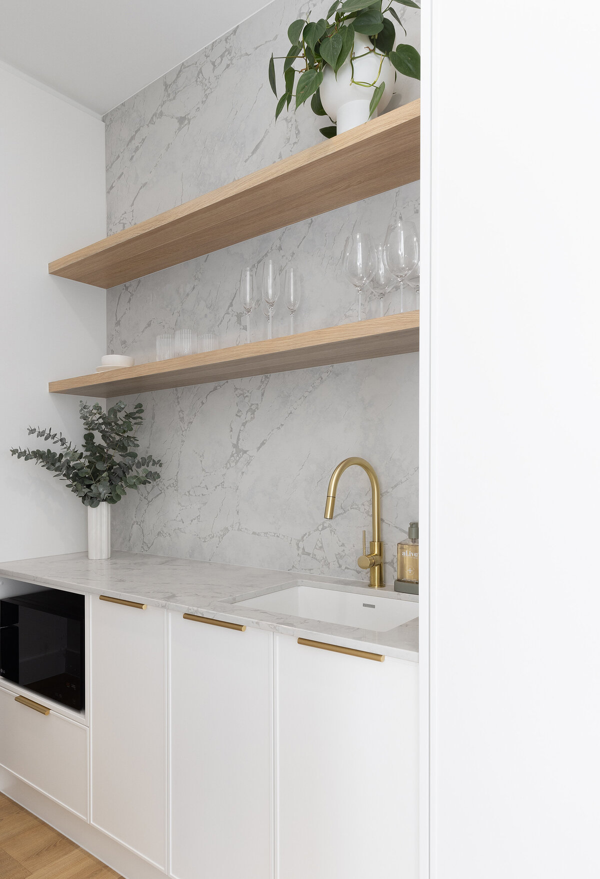Studio Lux 115 LR