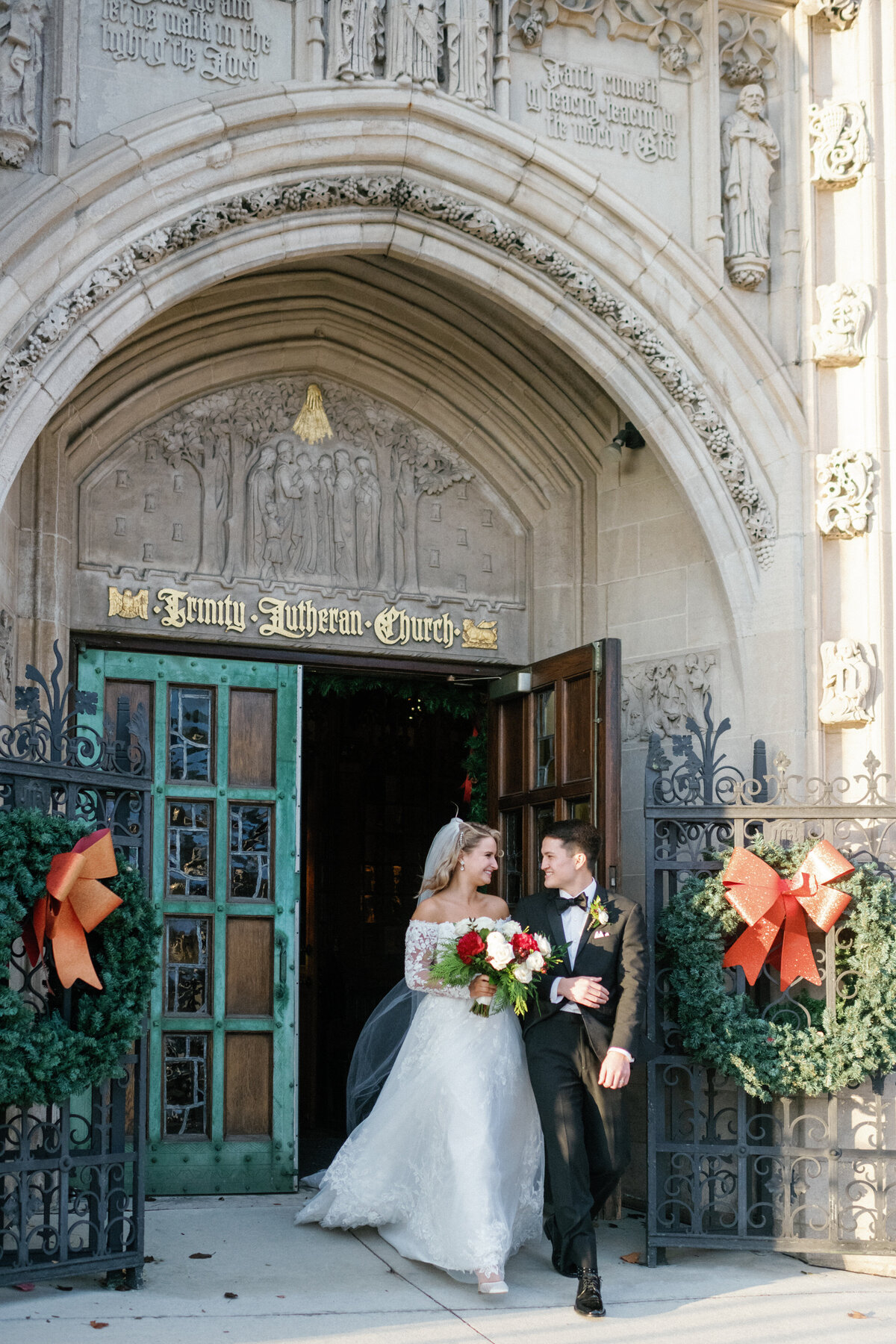 detroit-yacht-club-winter-wedding-photo-0940