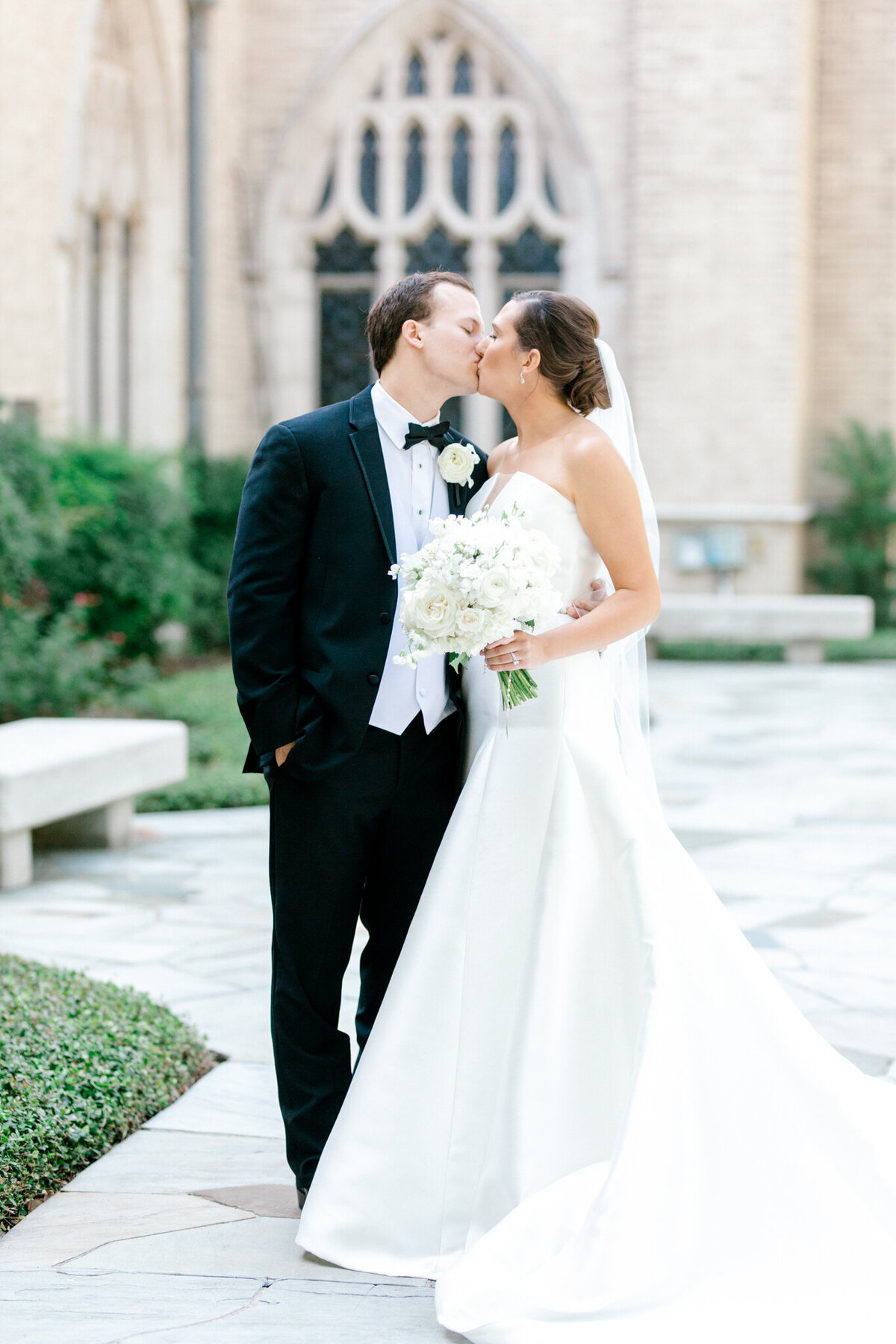 Wedding at the Crescent Court Hotel and Highland Park United Methodist Church in Dallas | Sami Kathryn Photography | DFW Wedding Photographer-15