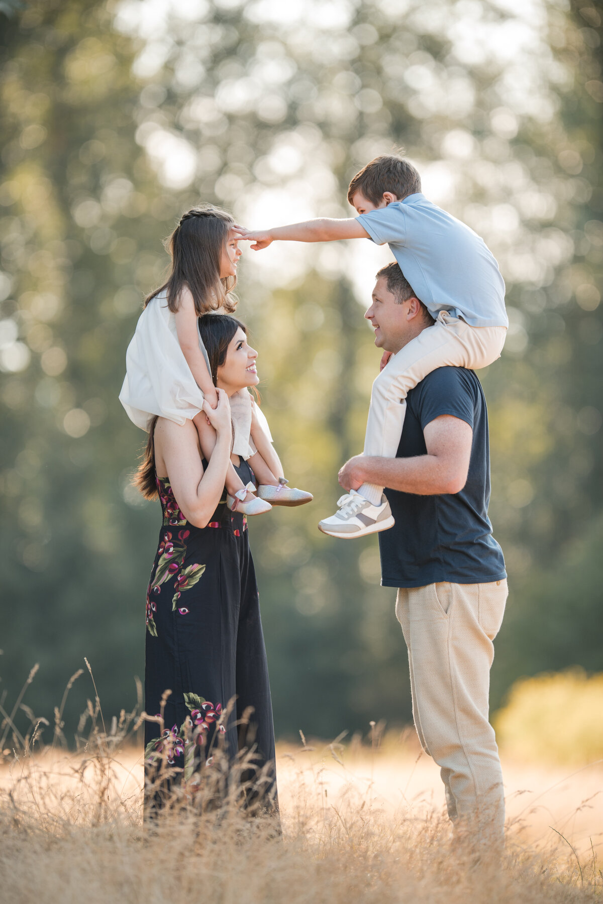 Family Photographer Seattle | Heleyna Holmes Photography