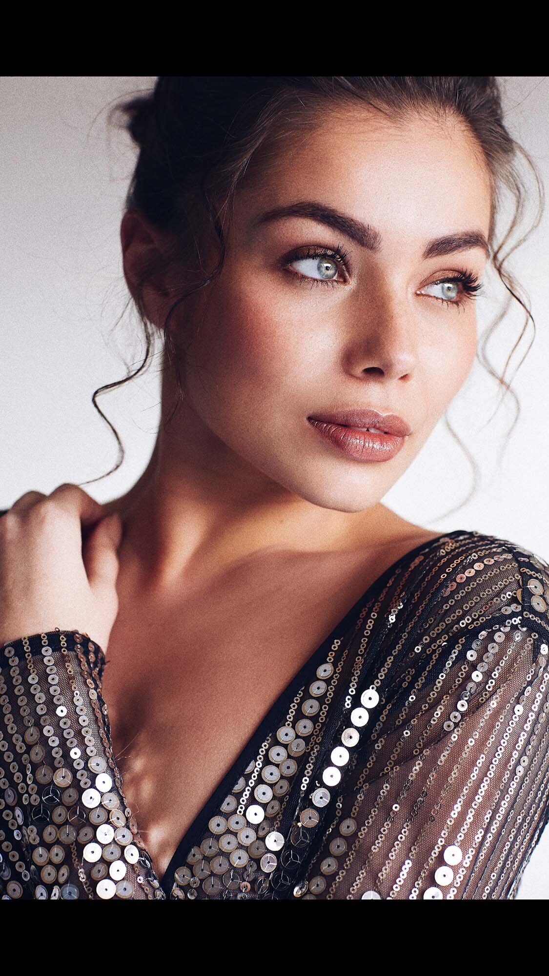 Anna Fowler Portraits102