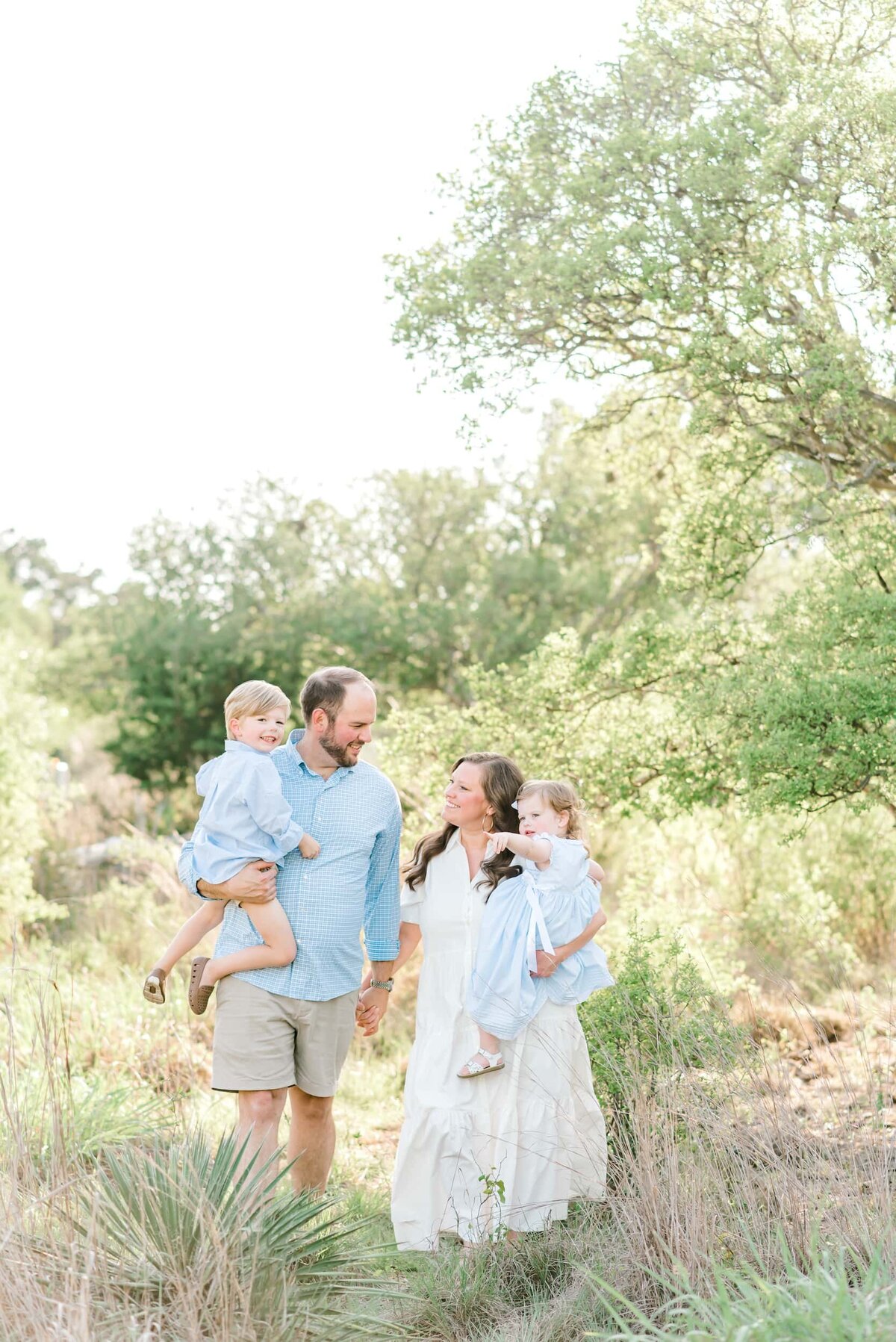 San-Antonio-Family-Photography-3.31.23- Lynch Family Session- Laurie Adalle Photography-50