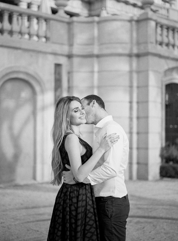 Portugal-Wedding-Photography-Engagement-sn-lisbon-palace-15