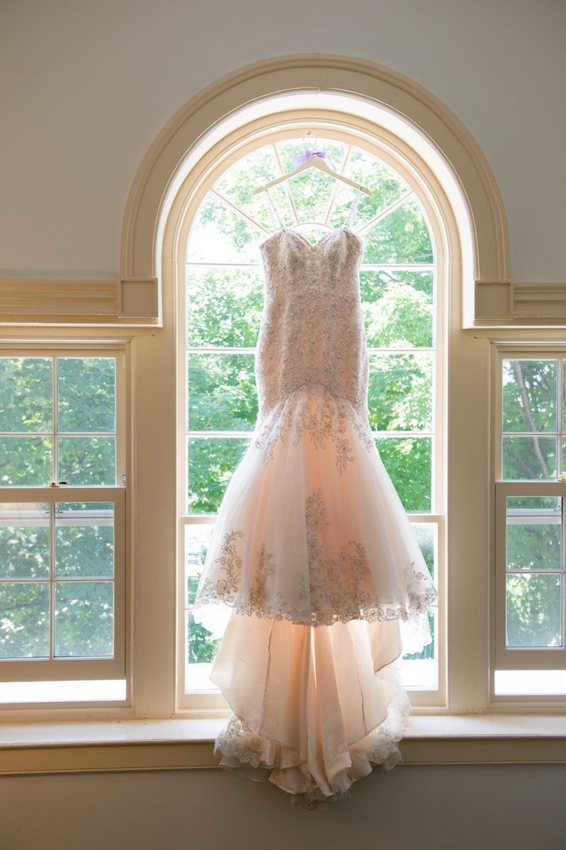 stunning bridal dress