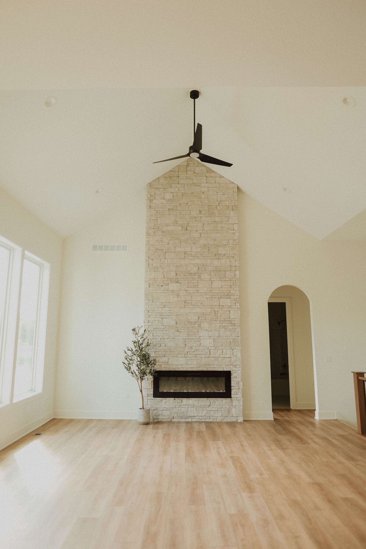 4408-Pondora-Point-Panora-Central-Iowa-Custom-Home-JRL-Builders-3F1A0874