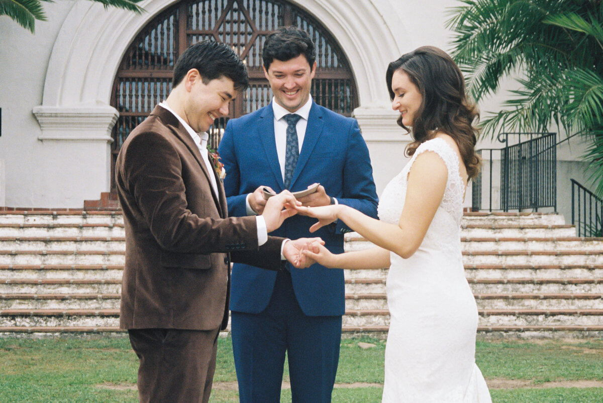 santa-barbara-court-house-intimate-wedding-olive-and-oath-122