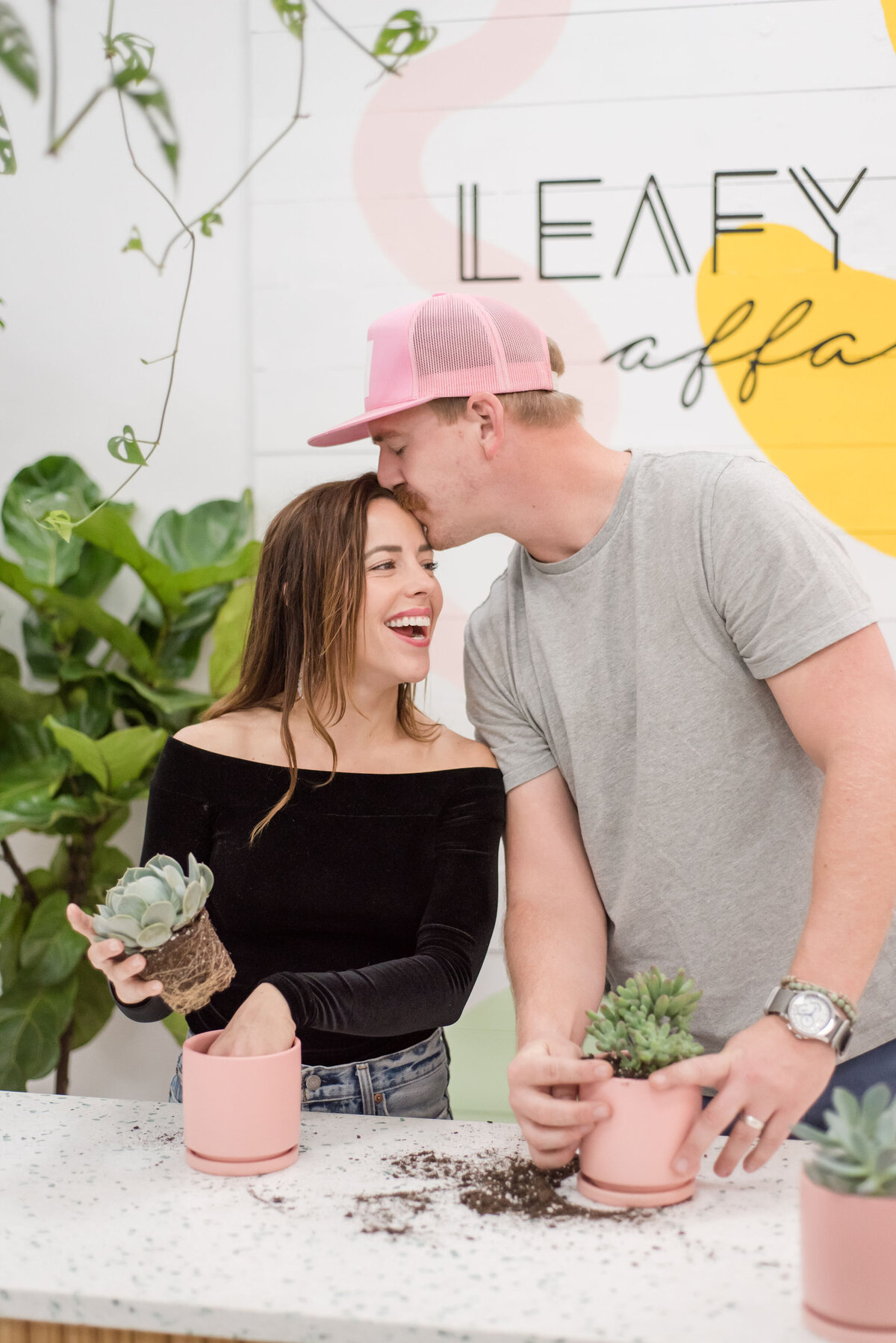 038_leafyluvaffair_030521