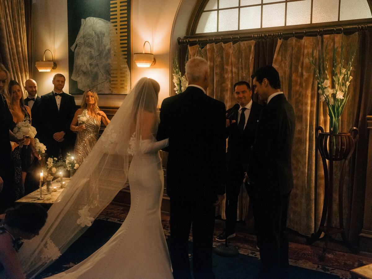 hotel-chelsea-wedding-madeleine-elliott-056