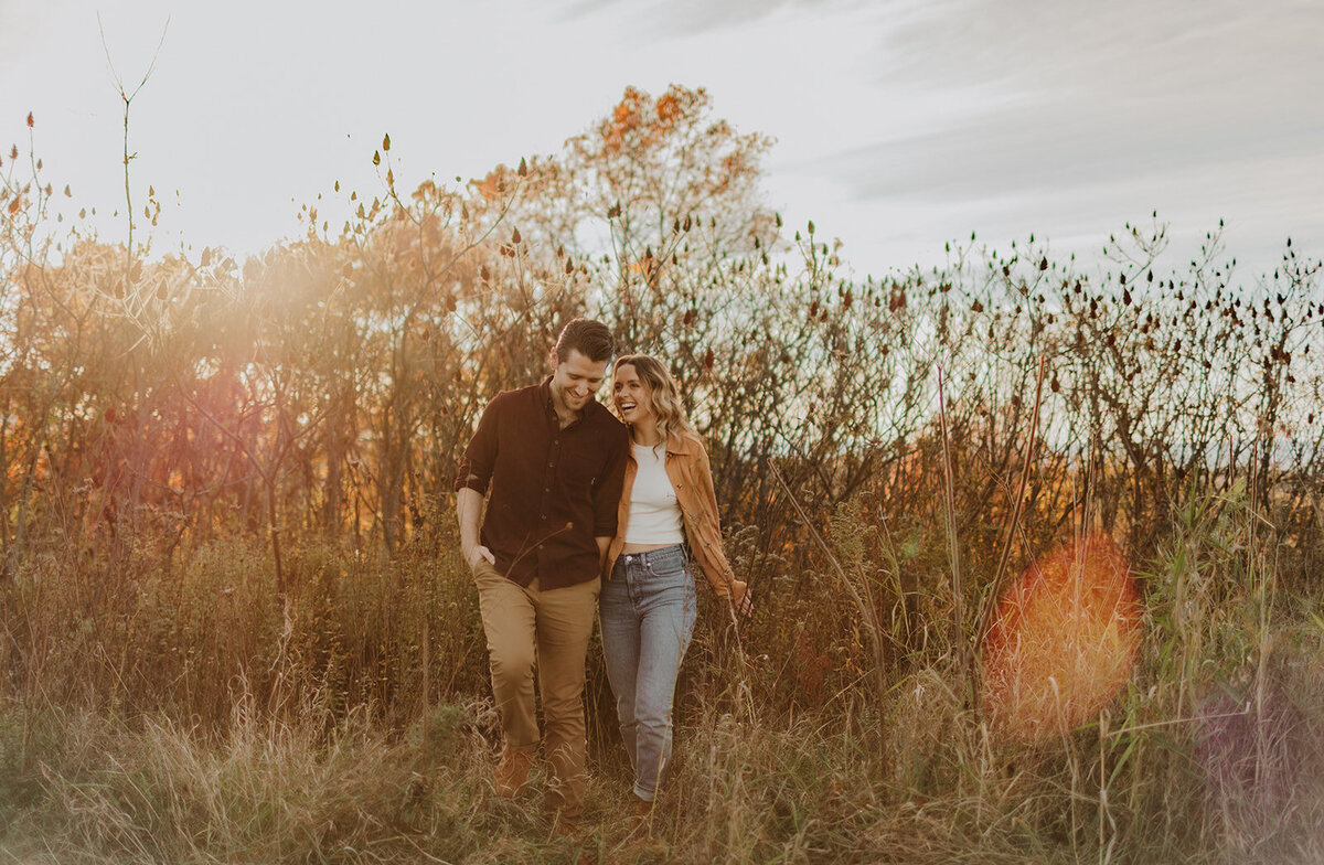 Couple in Field | Sadie Elizabeth