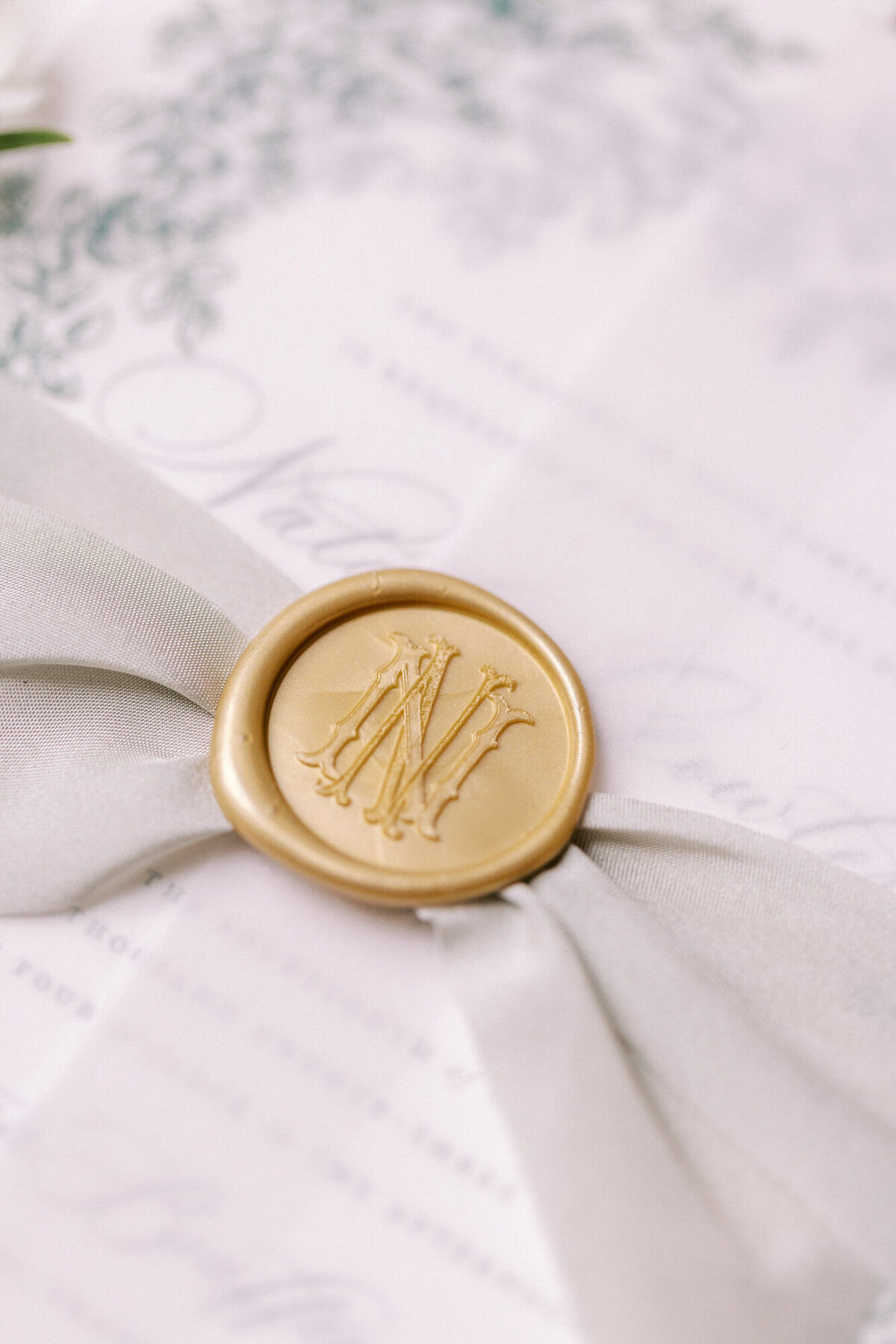 Maïlys Fortune Photography Husband Wife Wedding Weddings Photography France Switzerland Italy Timeless Dreamy Imagery Bilingual French English Destination Weddings Destination Wedding Provence French Riviera Paris Lake Como Tuscany7