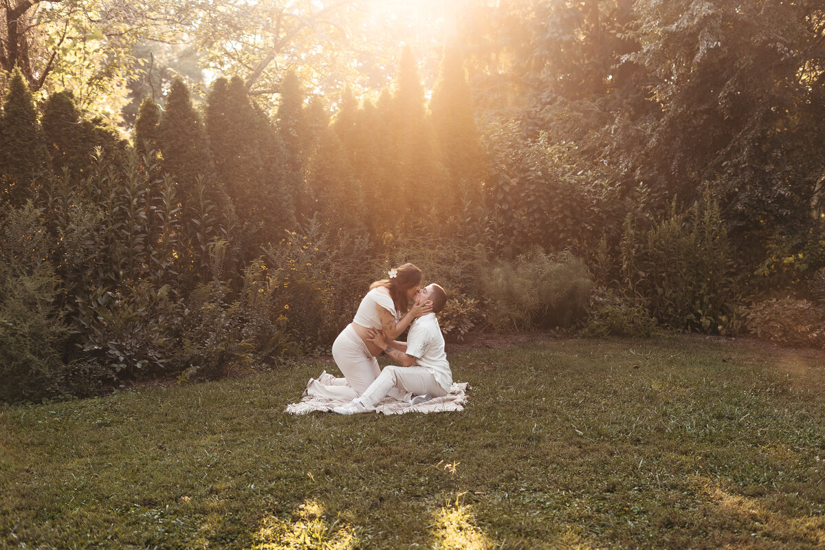 Knoxville Couple Photographer