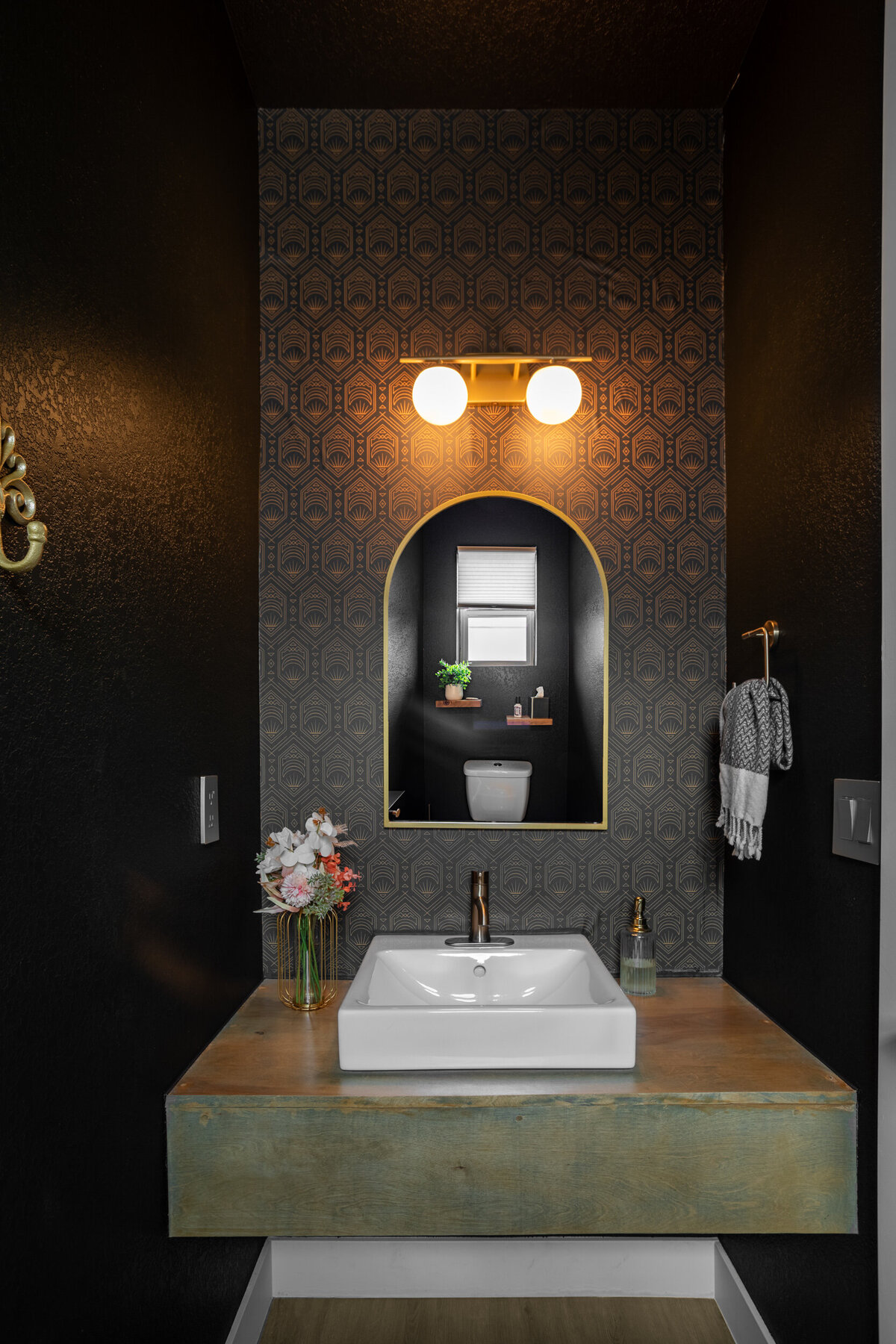BDStudios_4448_S_Acoma_Street_13