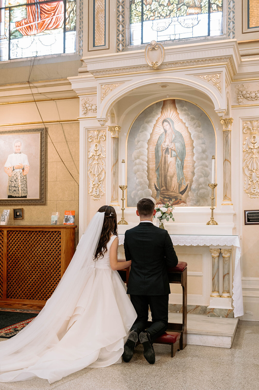 St. Mary of the Angels Chicago Wedding | Abbey Rez Photography