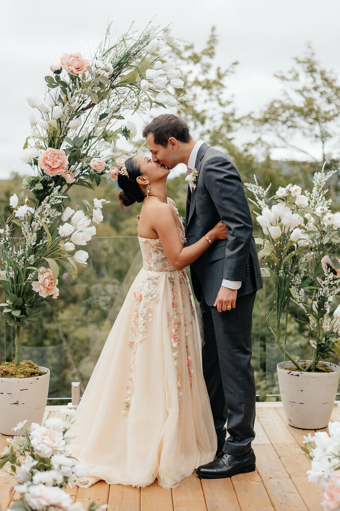 Whimsical-Wedding-Mont-Tremblant-Emma-Persi-Photography-15