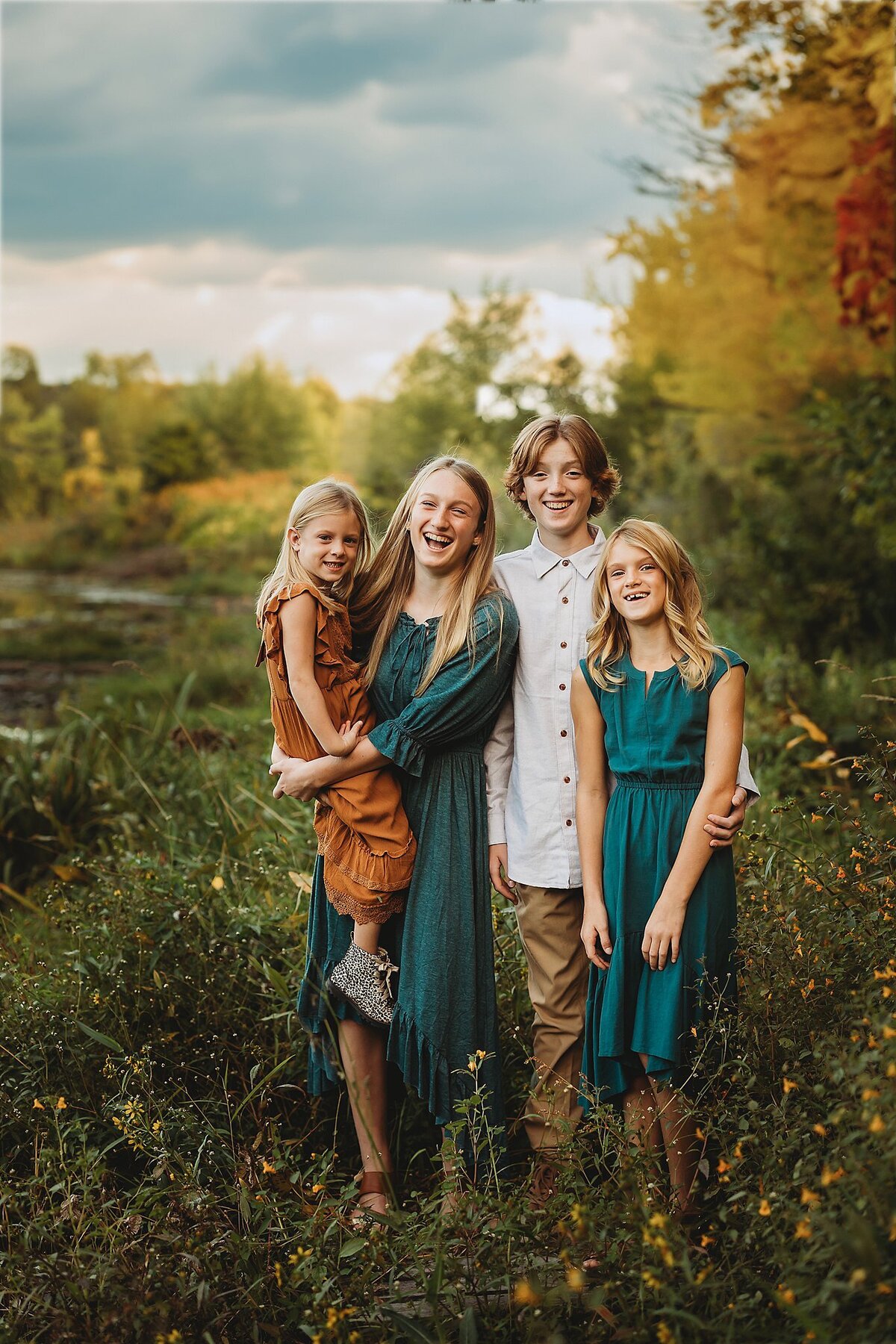 forest-lake-child-portraits