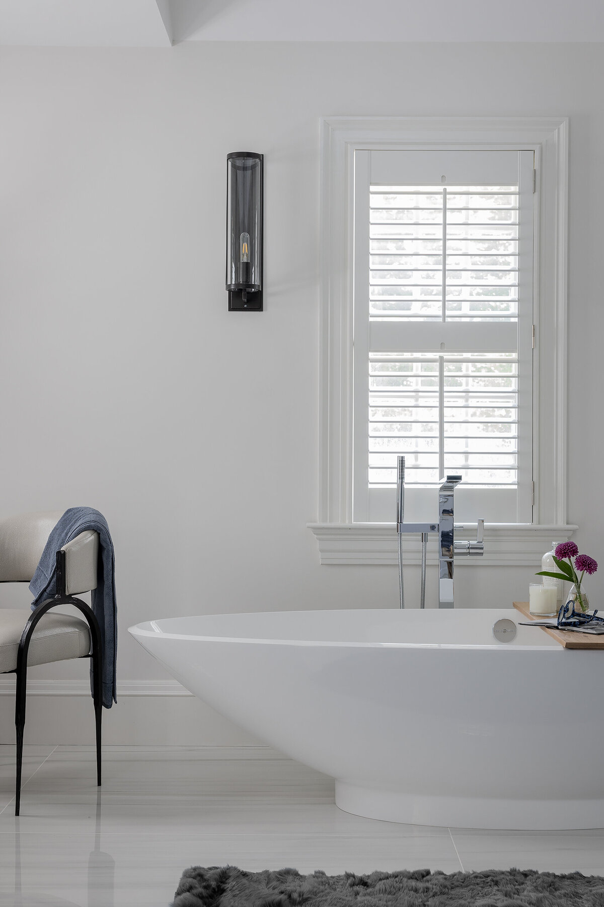 wellesley-modern-bathroom-freestanding-tub