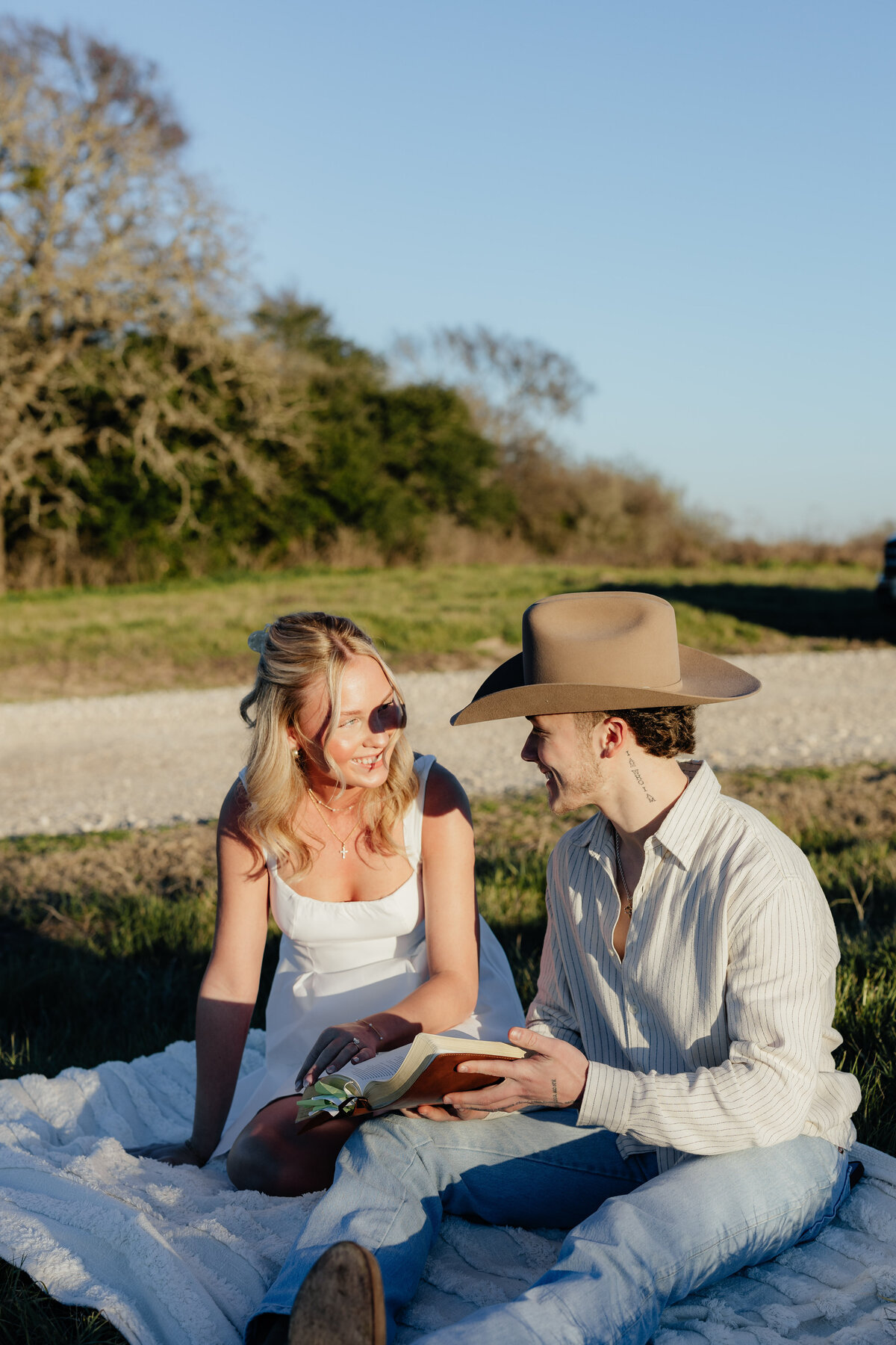 MIAHAVELKAPHOTO-E&O.Proposal-040