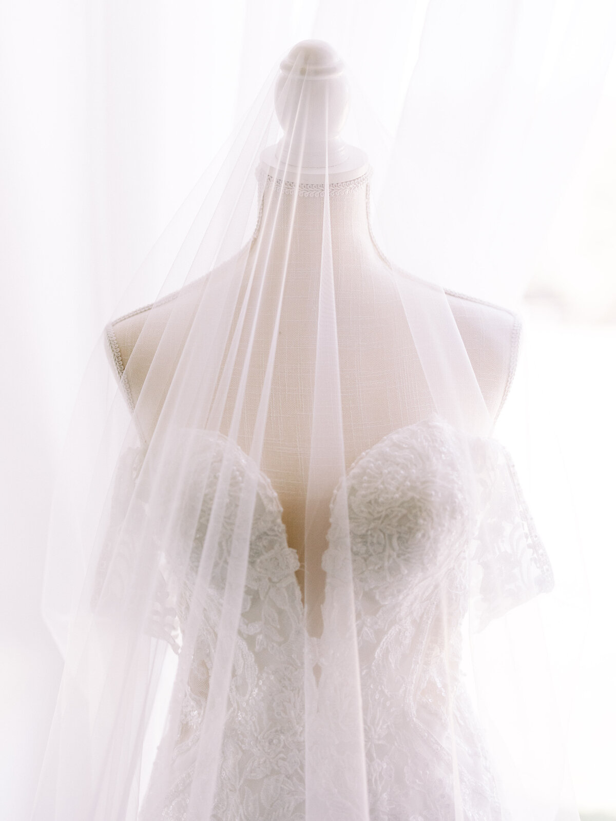 elegant-bridal-details-dallas-wedding-the-french-farmhouse-17