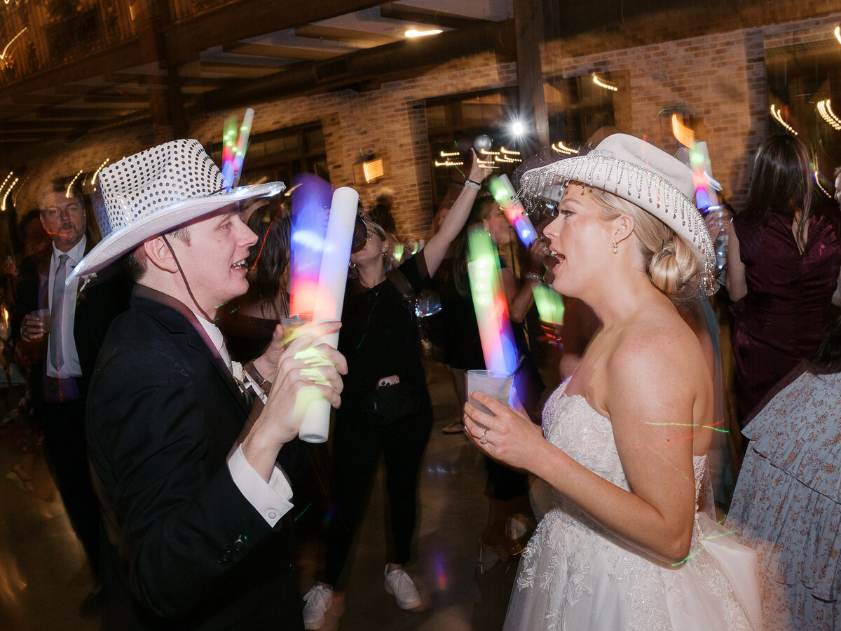 katie-dickey-photo-the-weinberg-wedding-5-3