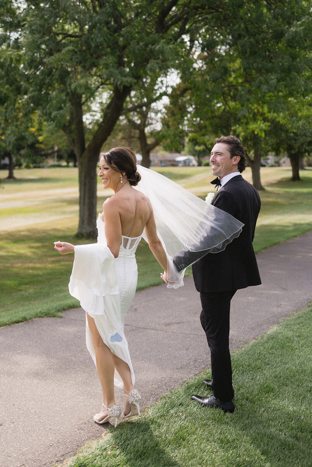 timeless-wedding-photography-in-michigan-1