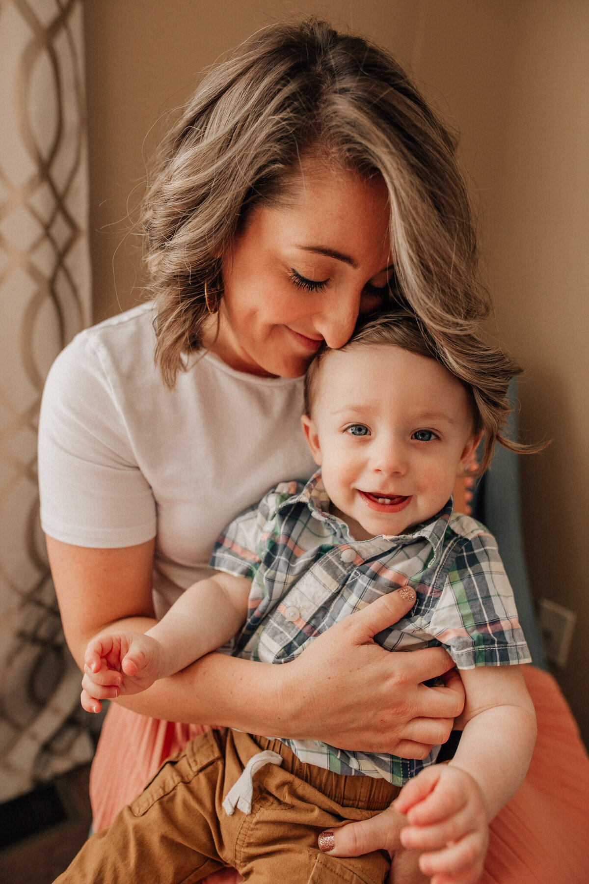 Lifestyle photoshoot with mom and young son.
