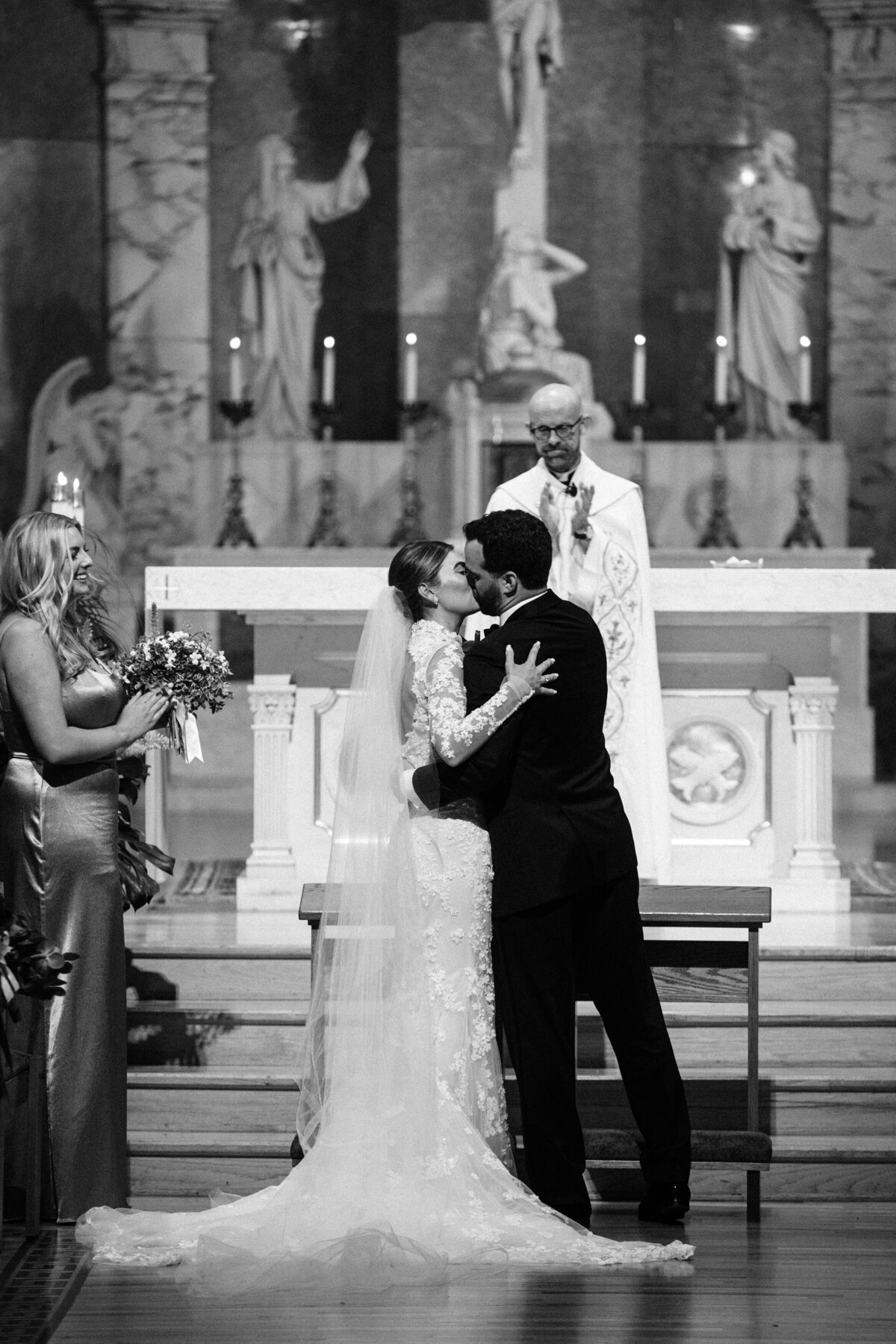 Kiss Shot in Cathedral Church