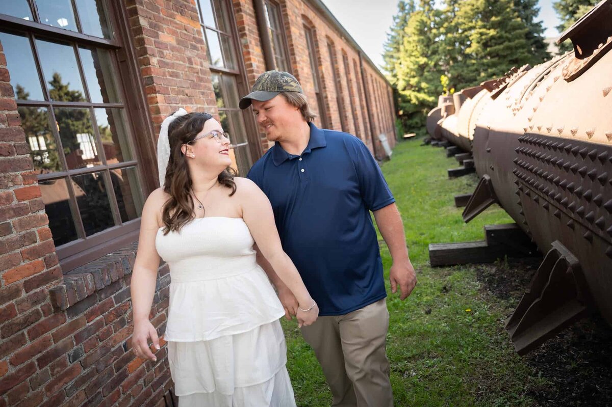 grandrapidsweddingphotographer-ah2025-74