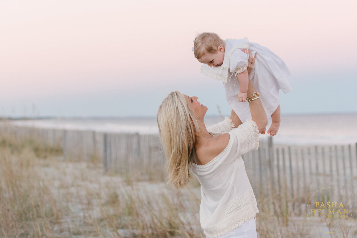 Pawleys Island Family Photos by Top Family Photographer Pasha Belman - Wilder Family Session in Pawleys Island-7