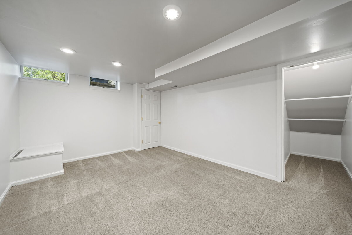 81-web-or-mls-A7404590