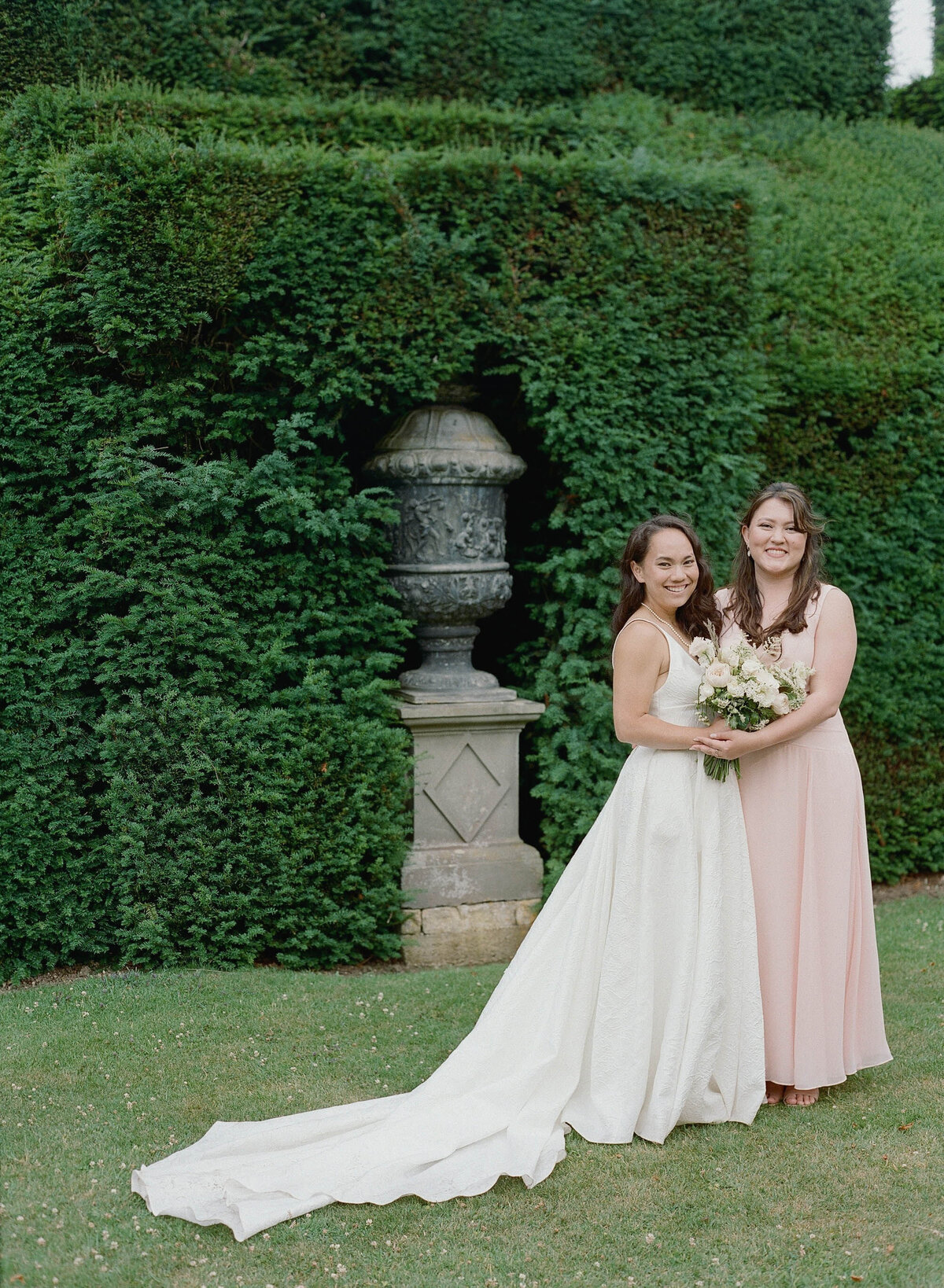 cotswolds-film-wedding-photographer-destination128