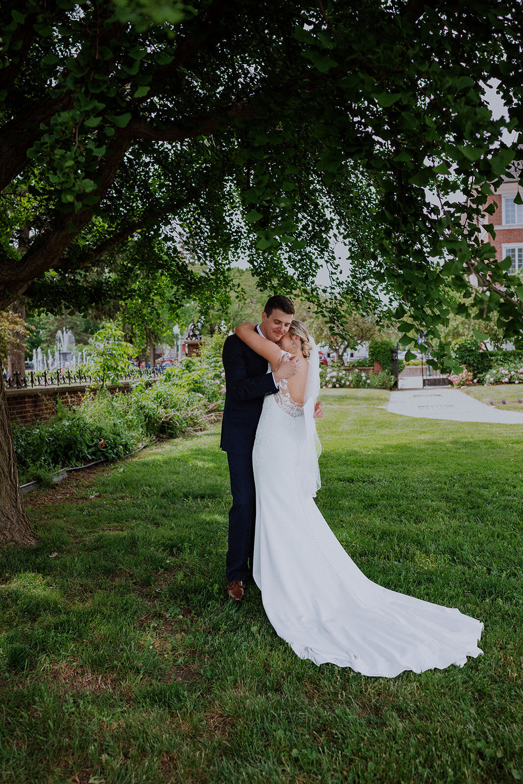 EmilyD'AngolaPhotography-Meeting House Grand Ballroom Plymouth Michigan Wedding Photographer5
