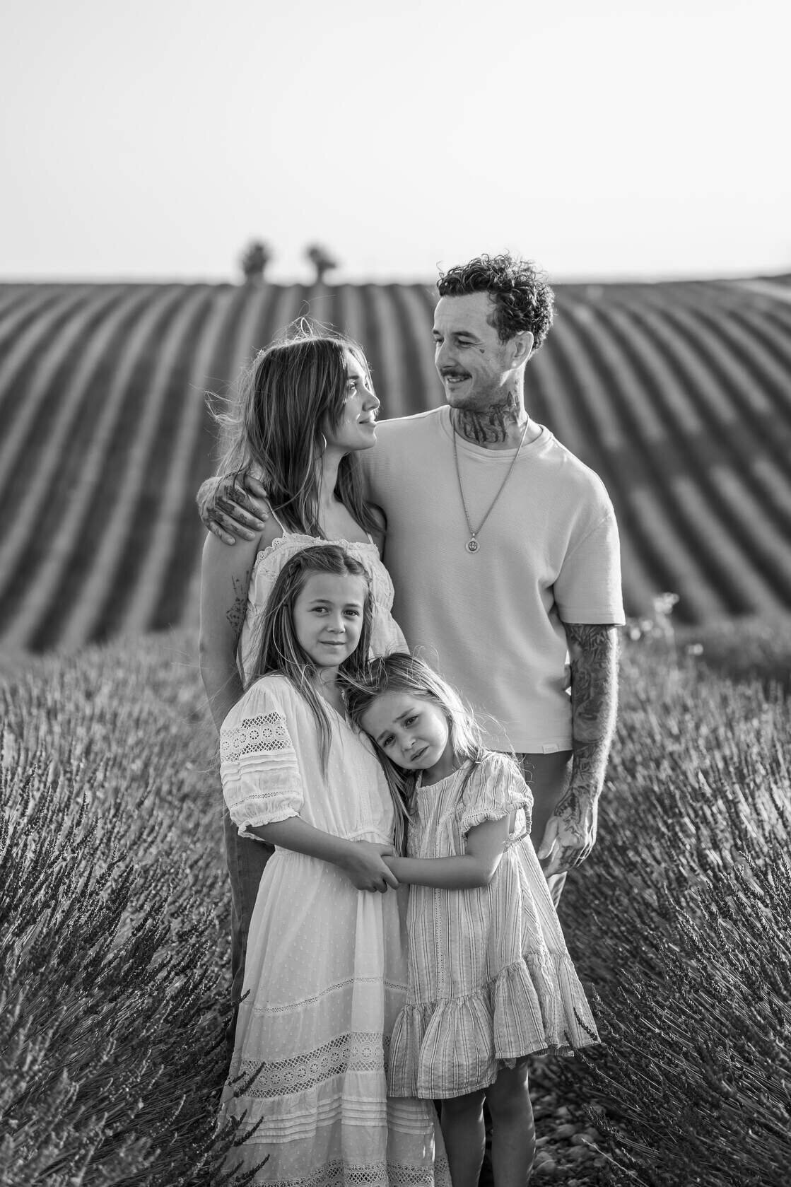 shooting-lavande-provence-couple-famille128