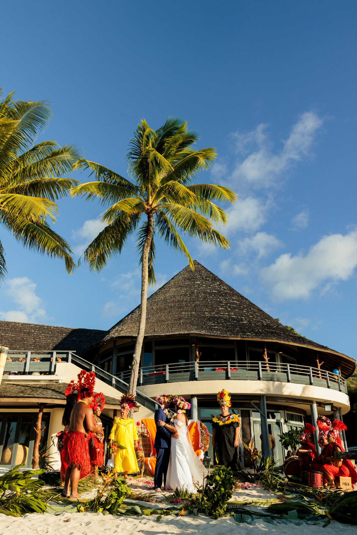 destination-wedding-ceremony-hilton-moorea-tahiti