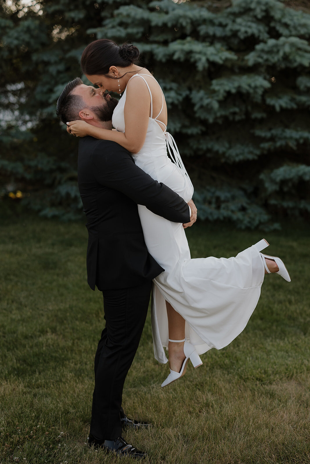 quad-cities-wedding-mallory-kory-romantic-16