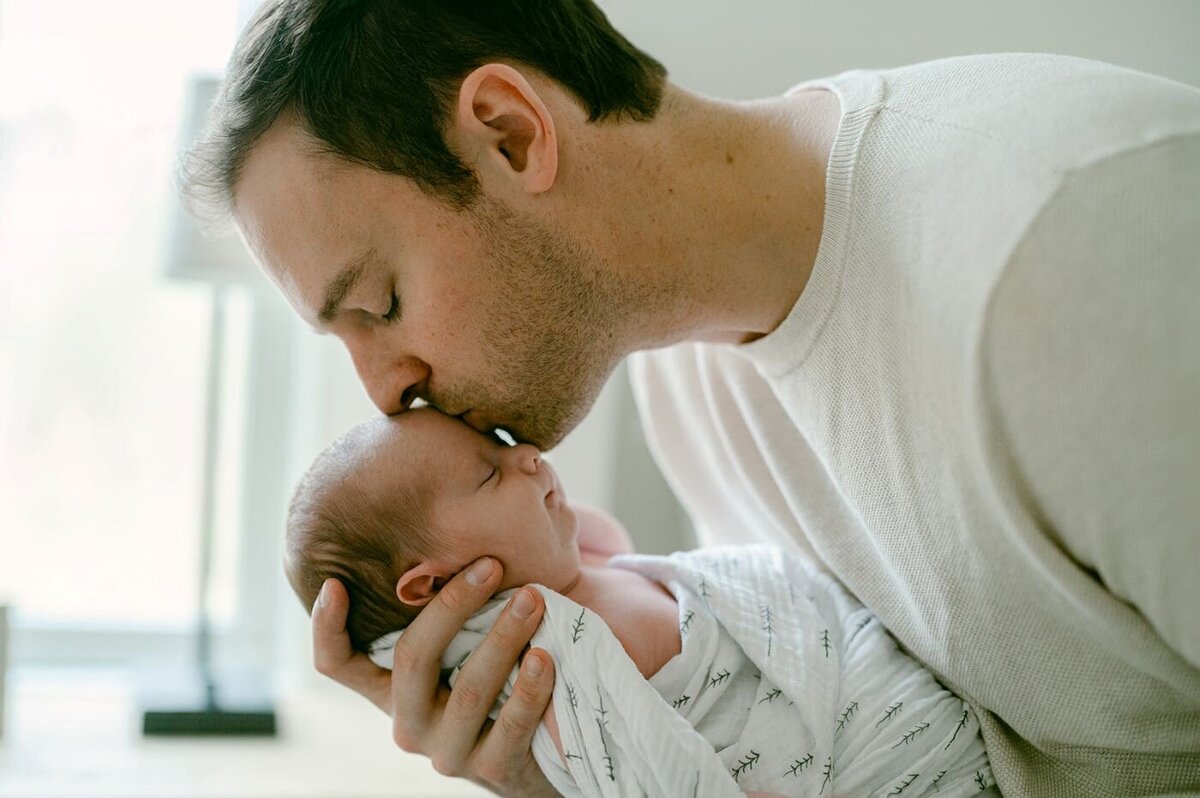 bella-luce-by-michelle-andrea-new-england-photographer-newborn-perry-family-52