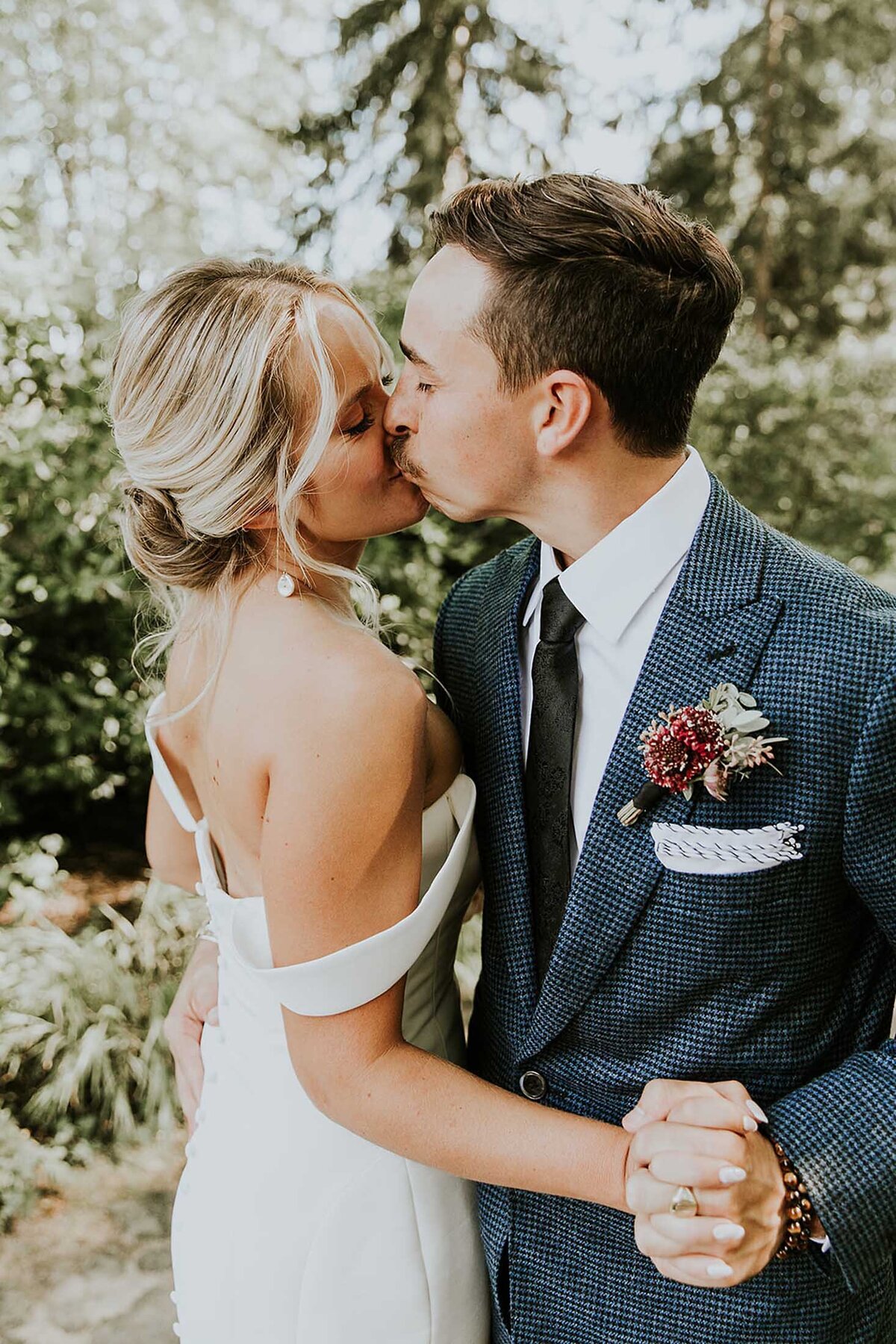 jaclyn-fisher-events-planning-joyful-fall-wedding-in-new-hope-48