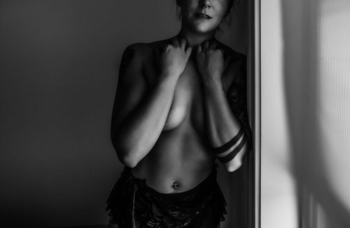 black and white photographs in the nude
